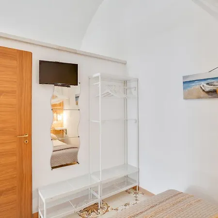 Tiny House 21 Bright Aparment *